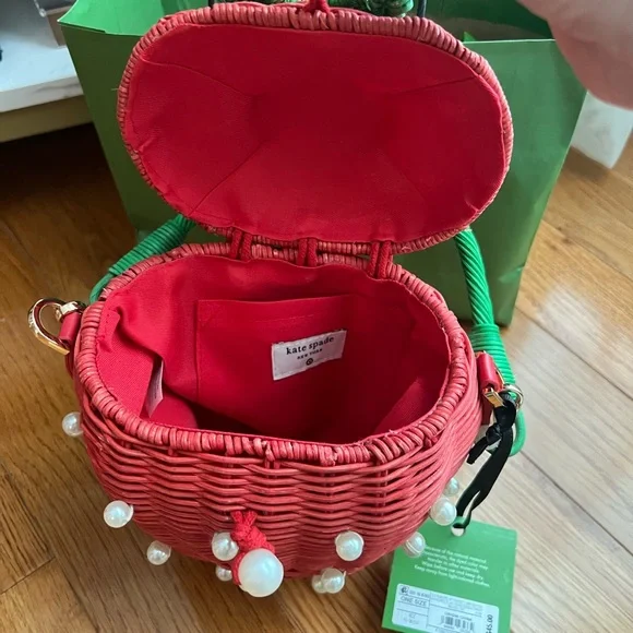 Kate Spade x Target Strawberry bag - Picture 4 of 4